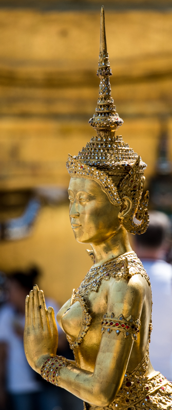 Photography by Marc Moles le Bailly - Asia - Gold Statue