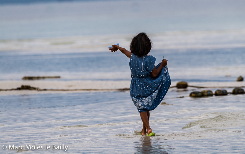 Photography by Marc Moles le Bailly - Asia - Young Lady at Low Tide